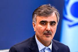 رشد ۱۹۶ درصدی نرخ دلار در دوران مدیریت فرزین