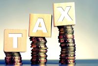 صنعت زیر تیغ مالیات