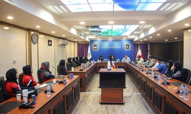 منطقه آزاد انزلی میزبان لیگ برتر فوتبال ساحلی بانوان كشور
